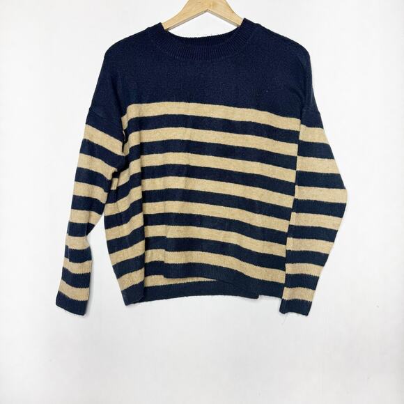 VINCE CAMUTO Navy Striped Sweater - Picture 1 of 3